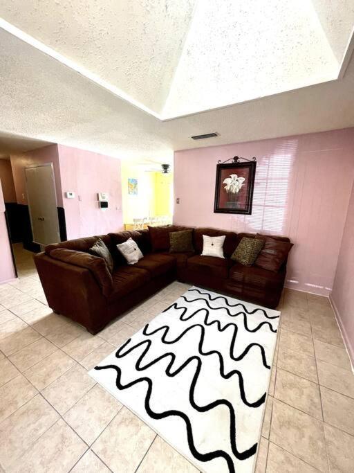 New! Fun Just 20 Min From Dallas 3-Brm Home Garland Exterior photo